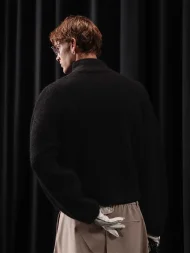 Ffected 'Mare' Mohair Zipper Black (1)